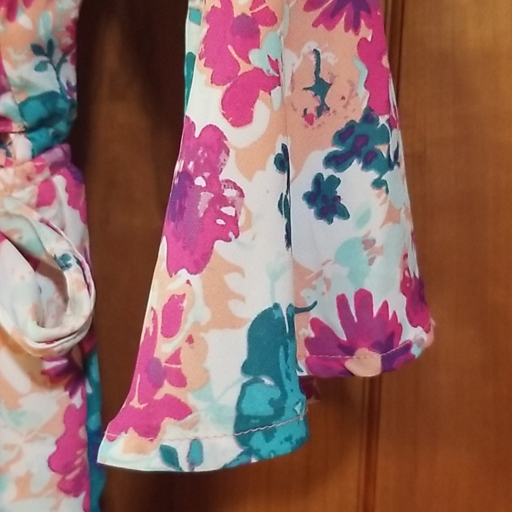 Romper - Picture 2 of 11